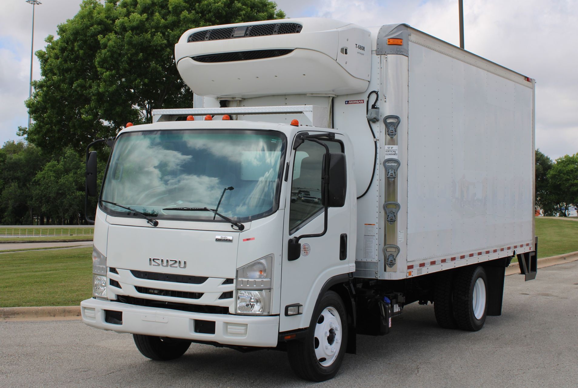 ISUZU NPR XD
